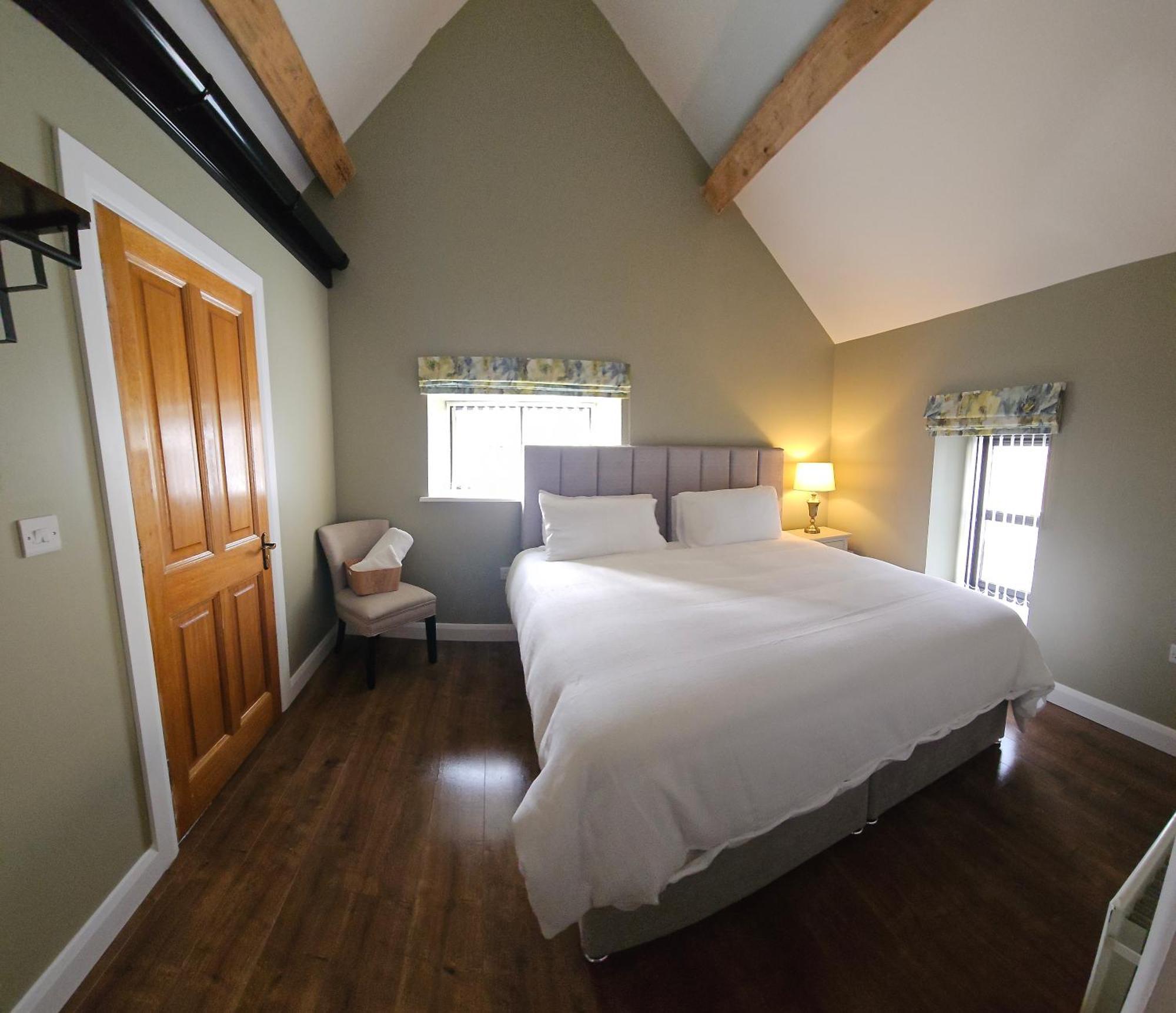 The Manor Guest Accommodation Dungiven מראה חיצוני תמונה